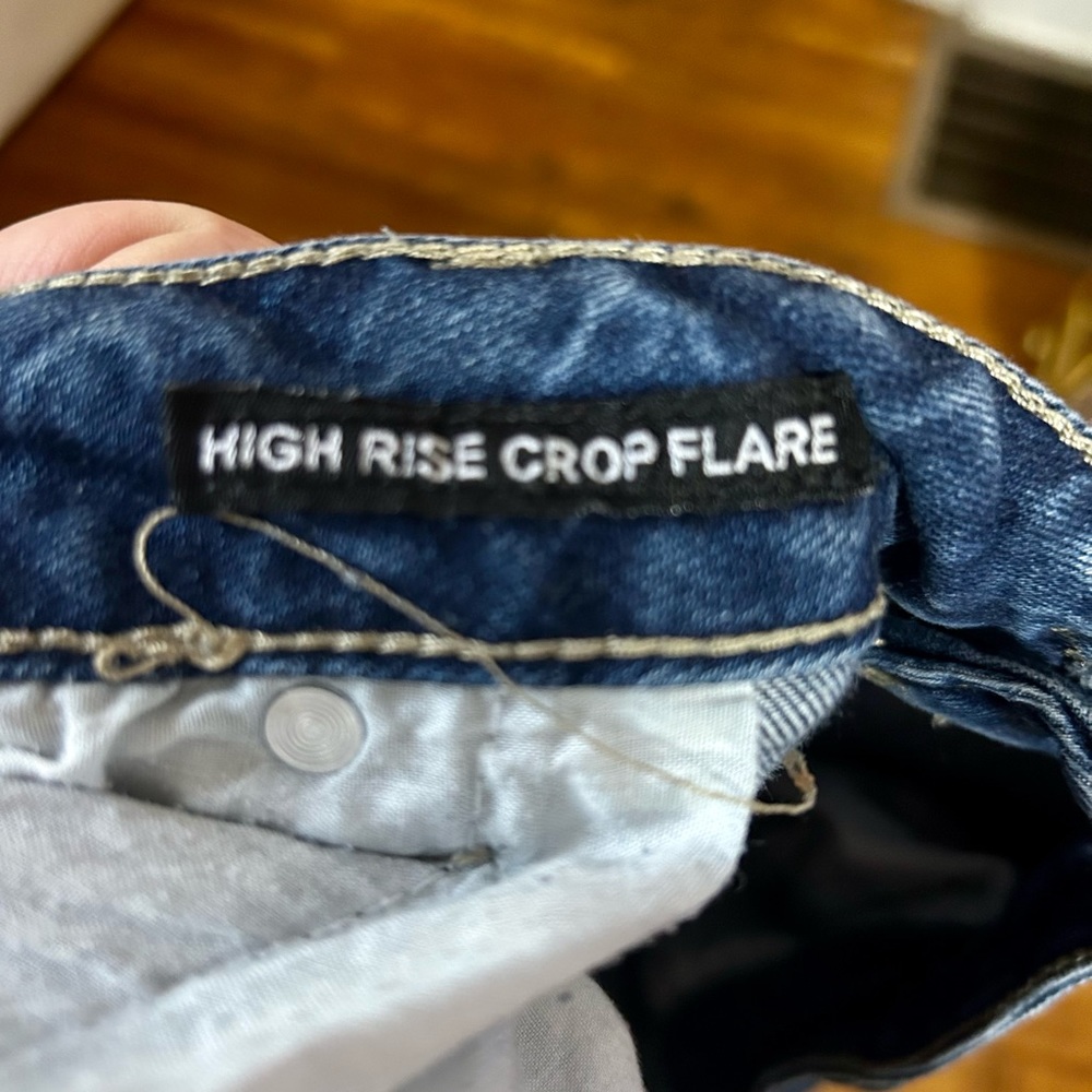 High Rise Distressed Denim - RUE21 ankle length - Picture 3 of 4